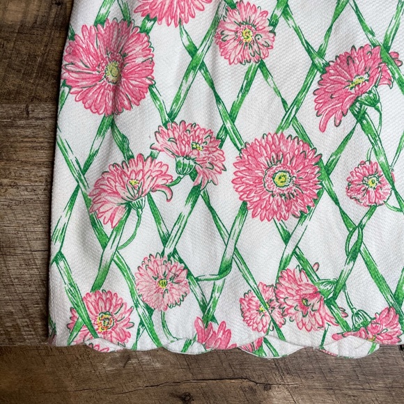 Lilly Pulitzer Daisy Print scalloped Hem Skirt - Picture 2 of 11